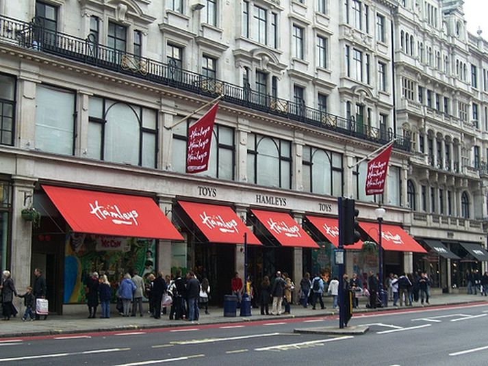 Ein af verslunum Hamleys í London.