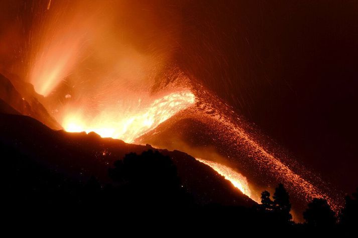 Hraun frá Cumbre Vieja eldfjallinu þekur nú 600 hektara.