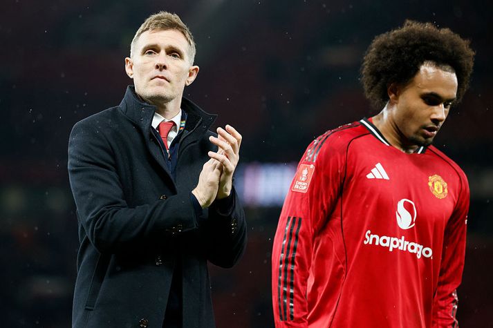 Darren Fletcher stýrði United í jafntefli gegn Burnley í síðustu viku og svo í tapi gegn Brighton í bikarleik í dag.