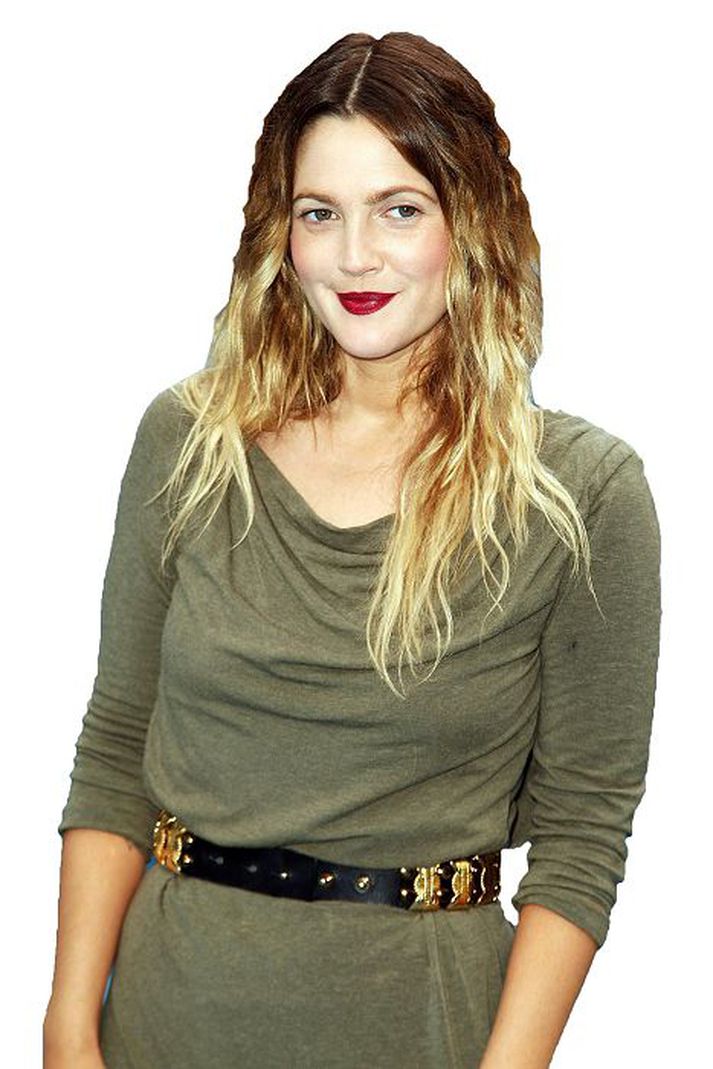 Leikkonan Drew Barrymore kynntist grínistanum Tom Green við tökur á fyrstu Charlie's Angels-myndinni og gengu þau í hjónaband í júlí árið 2001. Í desember sama ár voru þau búin að skila inn skilnaðarpappírunum og úti var ævinýri.