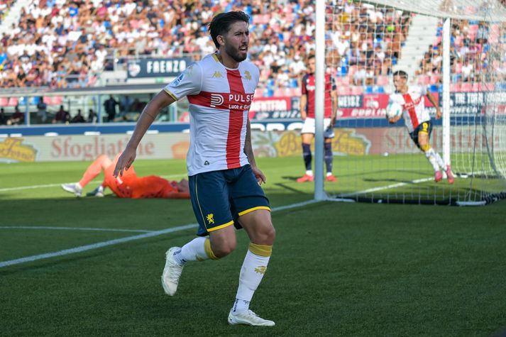 Mikael Ellert gekk í raðir Genoa í sumar.