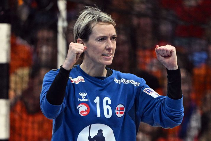 Katrine Lunde kláraði ótrúlegan landsliðsferil sinn með heimsmeistaratitli í kvöld.