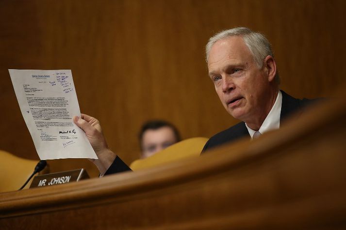 Ron Johnson hefur áður þurft að draga í land með kenningar um samsæri gegn Trump forseta.