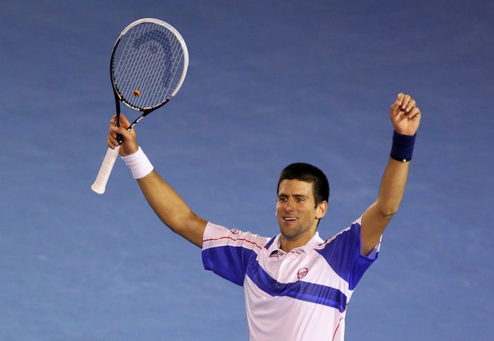 Djokovic fagnar sigrinum í dag.