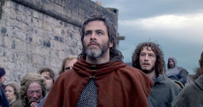 Chris Pine sem Robert Bruce í myndinni Outlaw King.