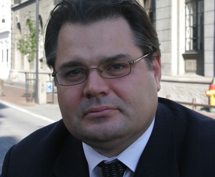 Sigurjón Þ. Árnason er annar af tveimur bankastjórum Landsbankans.