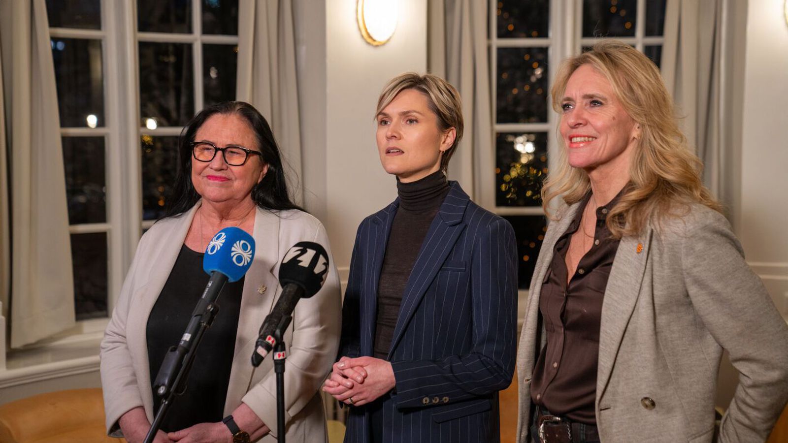 Dregur úr á­nægju með frammi­stöðu ríkis­stjórnar­flokkanna