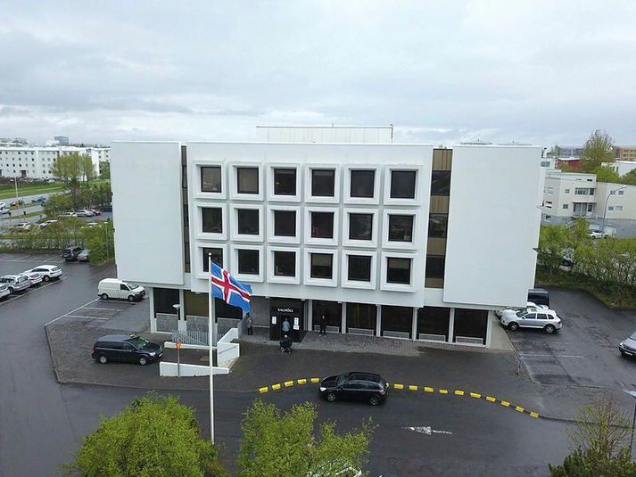 Sjálfstæðisflokkurinn hefur haft aðsetur í Valhöll í rúma hálfa öld.