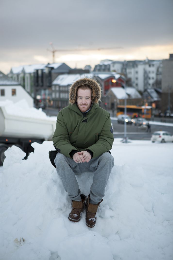 Davíð Arnar Oddgeirsson myndbandsframleiðandi er á leið til Suður-Afríku þar sem hann kemur til með að festa á filmu ævintýri ferðarinnar. 