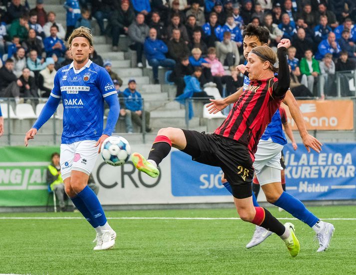 Elías Már Ómarsson skoraði tvö mörk í leiknum og er kominn með 11 mörk í deildinni. 