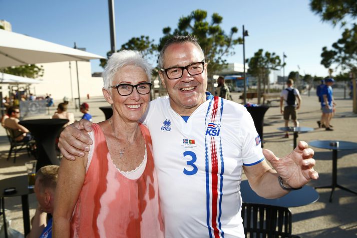 Ragnheiður og Haukur við höfnina í Marseille í gær.