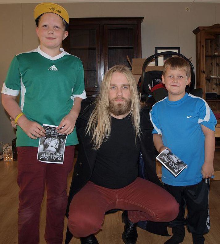 Matthías og Jón Marteinn glaðir með goðinu.