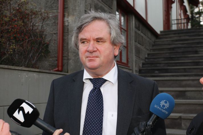 Samfylkingarfélag Borgarbyggðar vill að Davíð víki og félagar hans úr Seðlabankanum víki. .