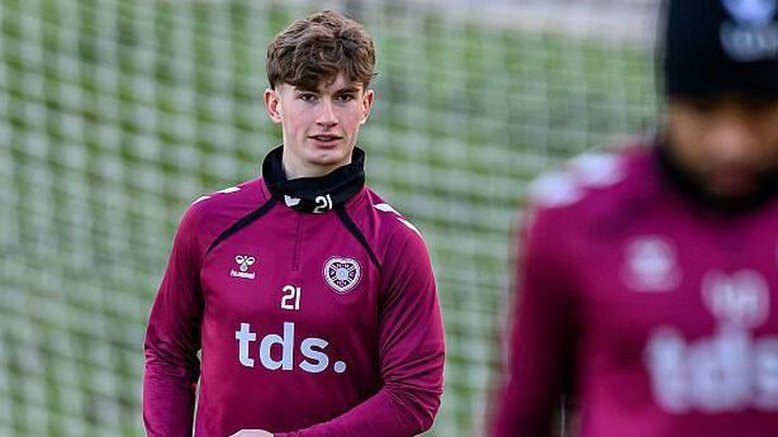 James Wilson er efnilegur framherji frá Skotlandi. 