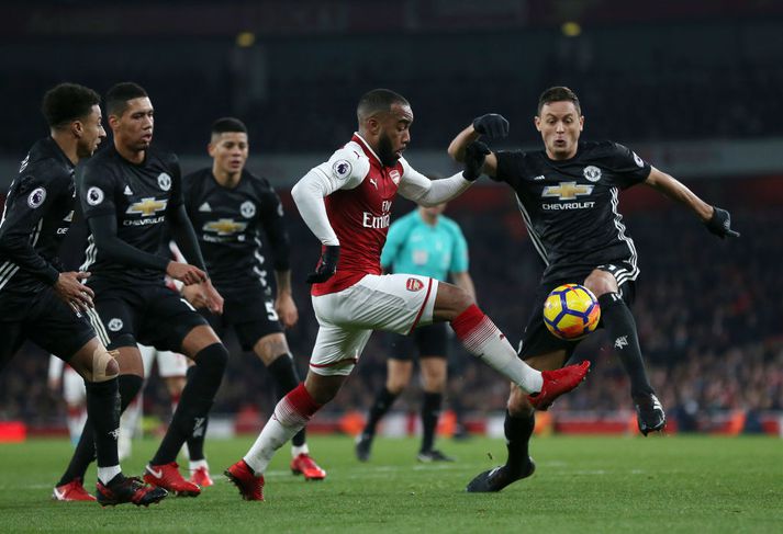 Alexandre Lacazette var óvænt með í leiknum í gær.