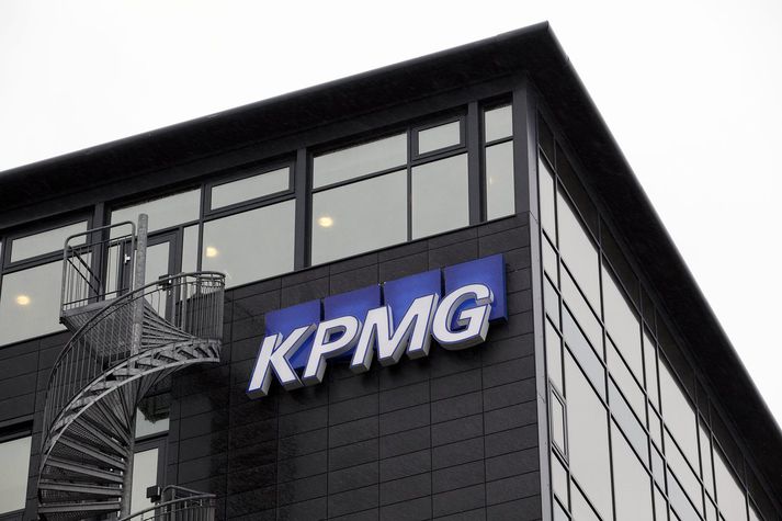 KPMG greiðir 295 milljóna króna arð í ár.