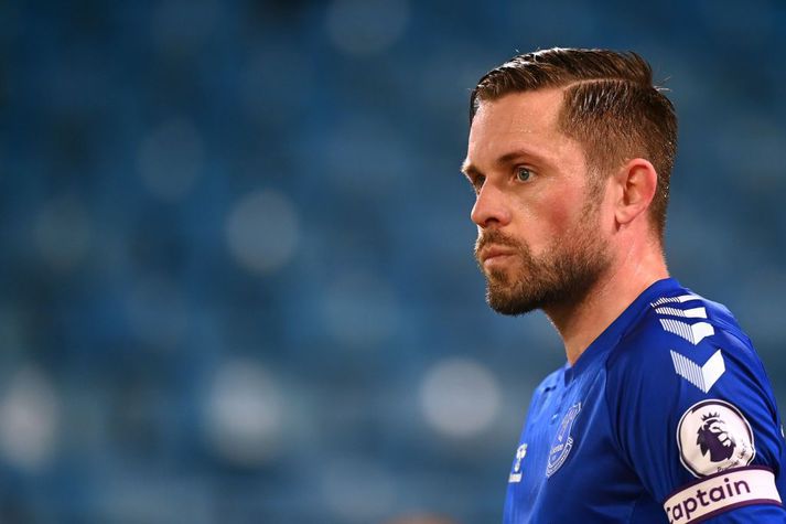 Gylfi Þór Sigurðsson lék með Everton í fjögur ár og bar stundum fyrirliðabandið.