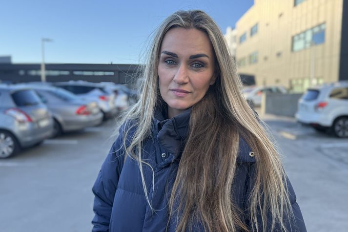 Guðrún Lára er móðursystir Axels.