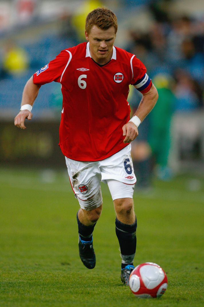John Arne Riise í leik með norska landsliðinu.
