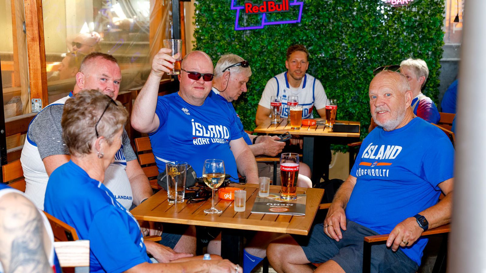 Ís­lendingar hita upp í Katowice