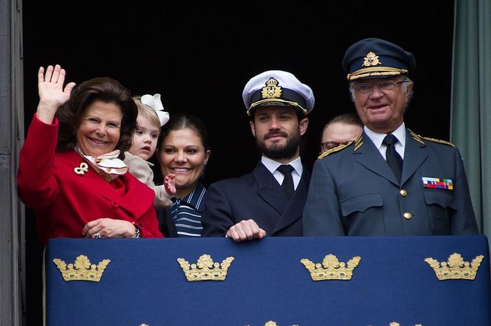 Silvía drottning, Estelle prinsessa, Viktoría prinsessa, Karl Filippus prins og Karl Gústaf Svíakonungur.