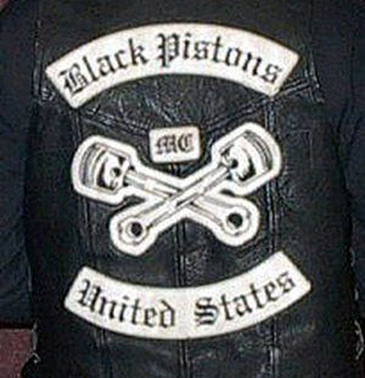 Black Pistons, mótorhjólaklúbbur