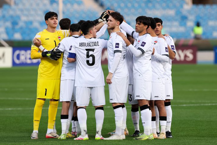 Írakar eiga enn möguleika á því að tryggja sig inn á HM en þá þurfa leikmenn og þjálfarar þess að komast til Mexíkó.