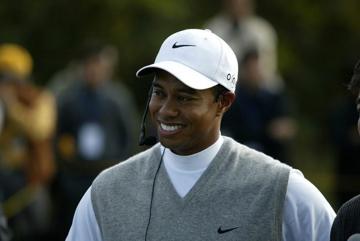 Tiger Woods með Nike-derhúfu á MBC Raon Invitational árið 2004.