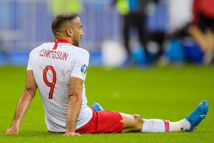 Cenk Tosun er meiddur og missir af leiknum í kvöld.