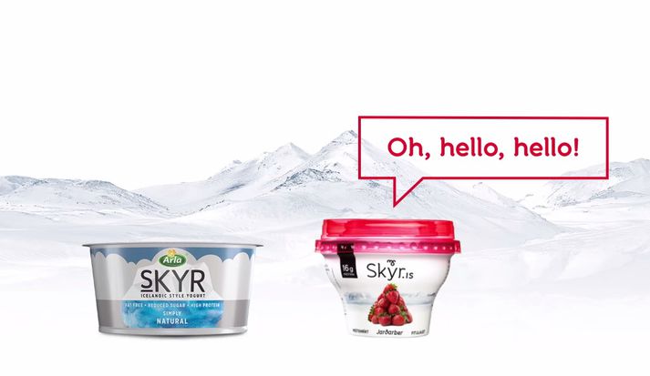 MS Skyr og Arla skyr mætast á förnum vegi.