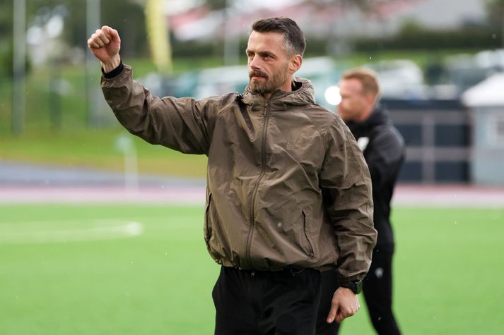 Sölvi Geir Ottesen og strákarnir hans eru með átta stiga forskot á toppi Bestu deildar karla.