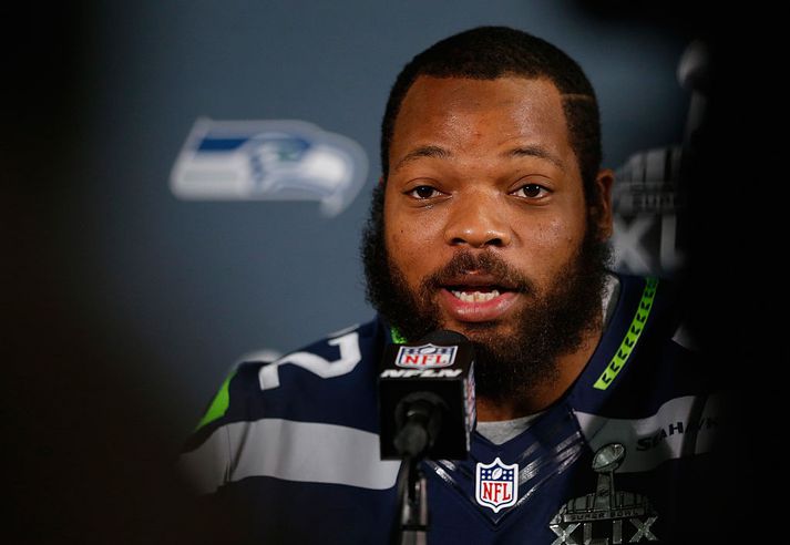 Michael Bennett, varnarmaður Seattle Seahawks, var handtekinn í Las Vegas helgina sem Mayweather og Conor börðust í borginni.