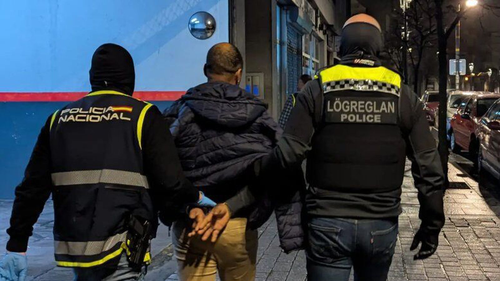 Skipu­leggjandi smygls hand­tekinn á Spáni og á­kærður hér