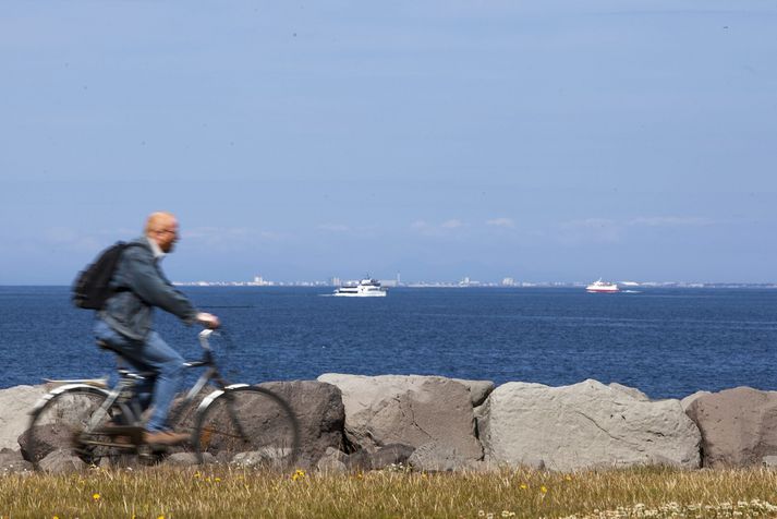 Hjólreiðamenn eru meðal annars sagðir hjóla glannalega og í veg fyrir aðra vegfarendur, ýmist á akbrautum eða göngustígum.