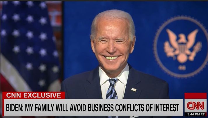 Biden sagðist hafa mestar áhyggjur af því hvernig það liti út gagnvart heimsbyggðinni ef Trump mætti ekki þegar hann sver embættiseiðinn.