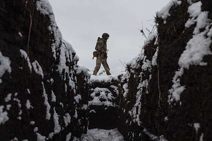 Úkraínskur hermaður við æfingar.