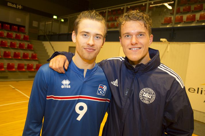 Scholz og Óli Kalli vinir eftir leik.