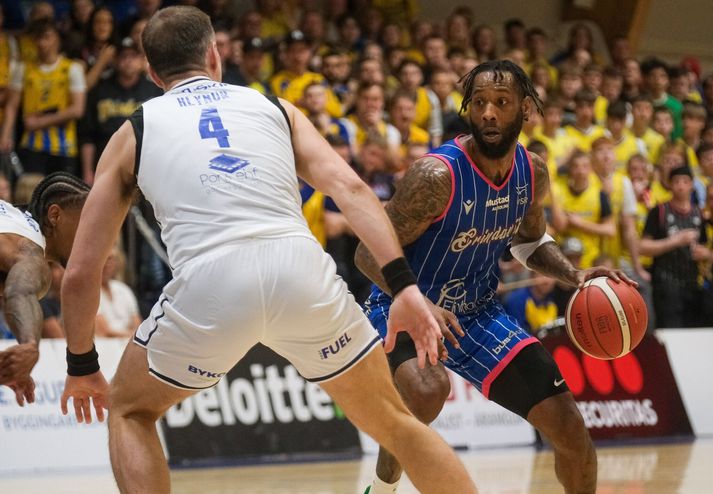 DeAndre Kane og félagar í Grindavík freista þess að knýja fram oddaleik gegn Stjörnunni.