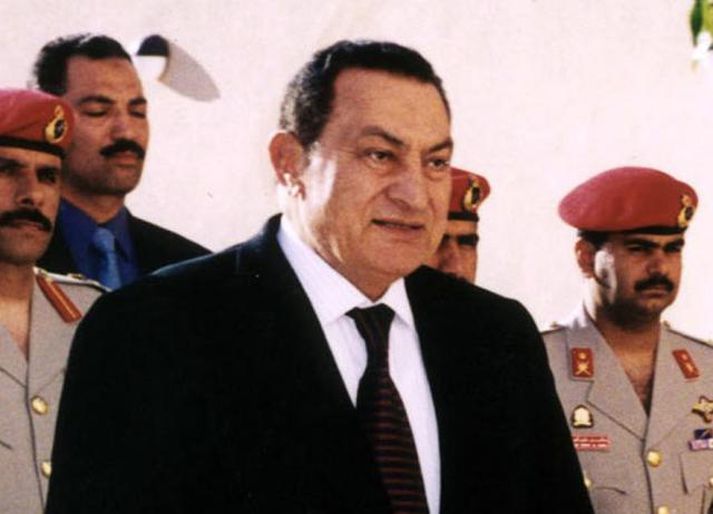 Hosni Mubarak vill hætta, en segist ekki geta það. Mynd/ afp.