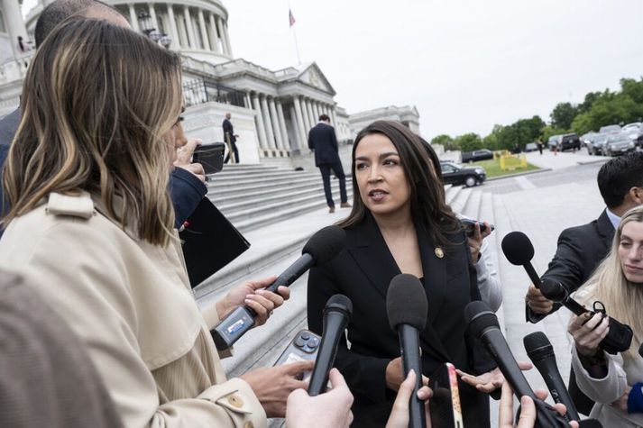 Fultrúadeildarþingmaðurinn Alexandria Ocasio-Cortez hefur opnað sig um eggjafrystingu sína og virðist vera að gera það ein síns liðs.