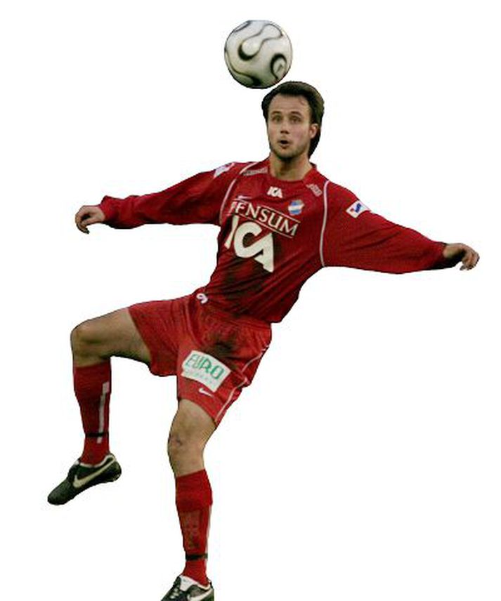 Helgi Valur Daníelsson leikmaður Öster í Svíþjóð.
