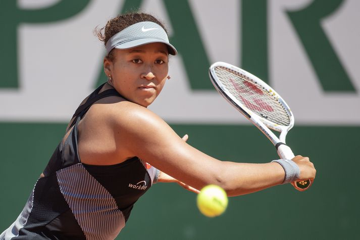 Naomi Osaka í fyrsta og eina leik sínum á Opna franska meistaramótinu í tennis 2021.