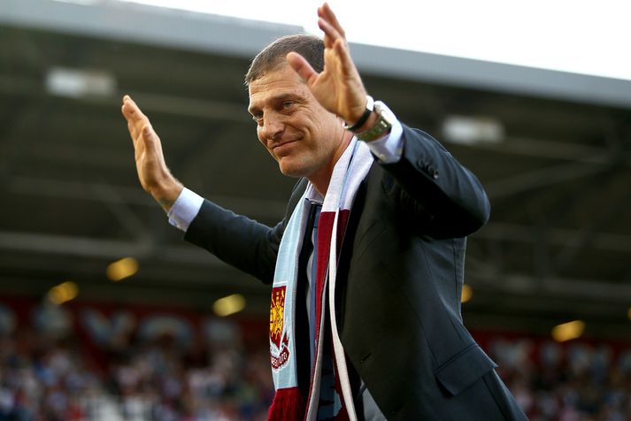 Slaven Bilic var hylltur fyrir leik en fór svo upp í stúku.