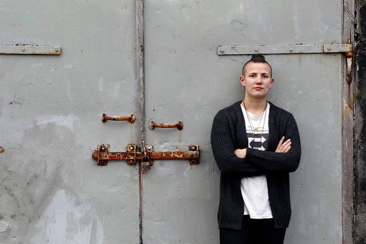 Josefin segir sundlaugarnar, heitu pottana og kaffið vera meðal þess sem hún kann best að meta hér á landi. fréttablaðið/Vilhelm