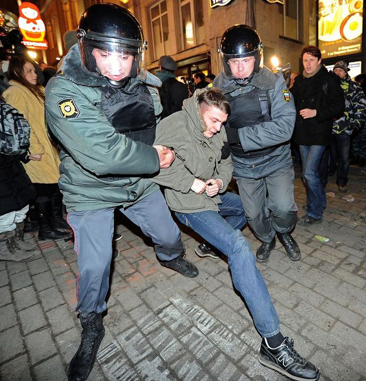 Lögreglan átti fullt í fangi með að halda mótmælendum í skefjum. nordicphotos/AFP