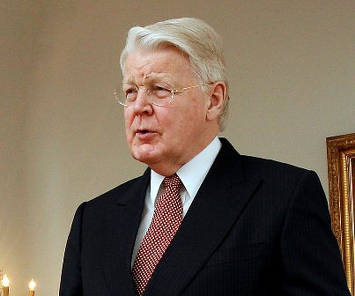 Ólafur Ragnar Grímsson, forseti Íslands, afhenti verðlaunin í dag. Mynd/ GVA.