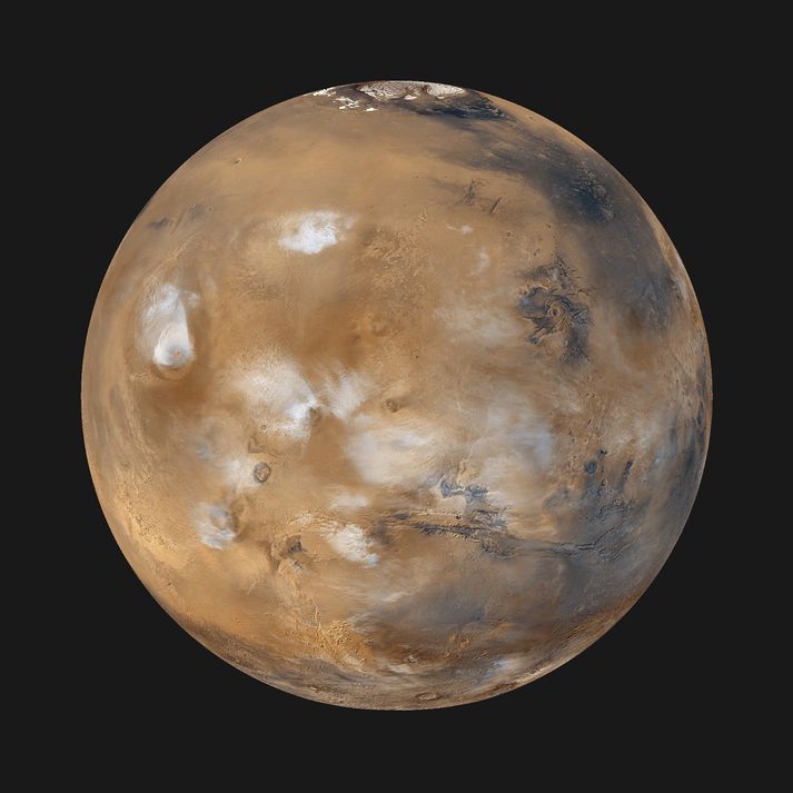 Fljótandi vatn hefur fundist á yfirborði Mars