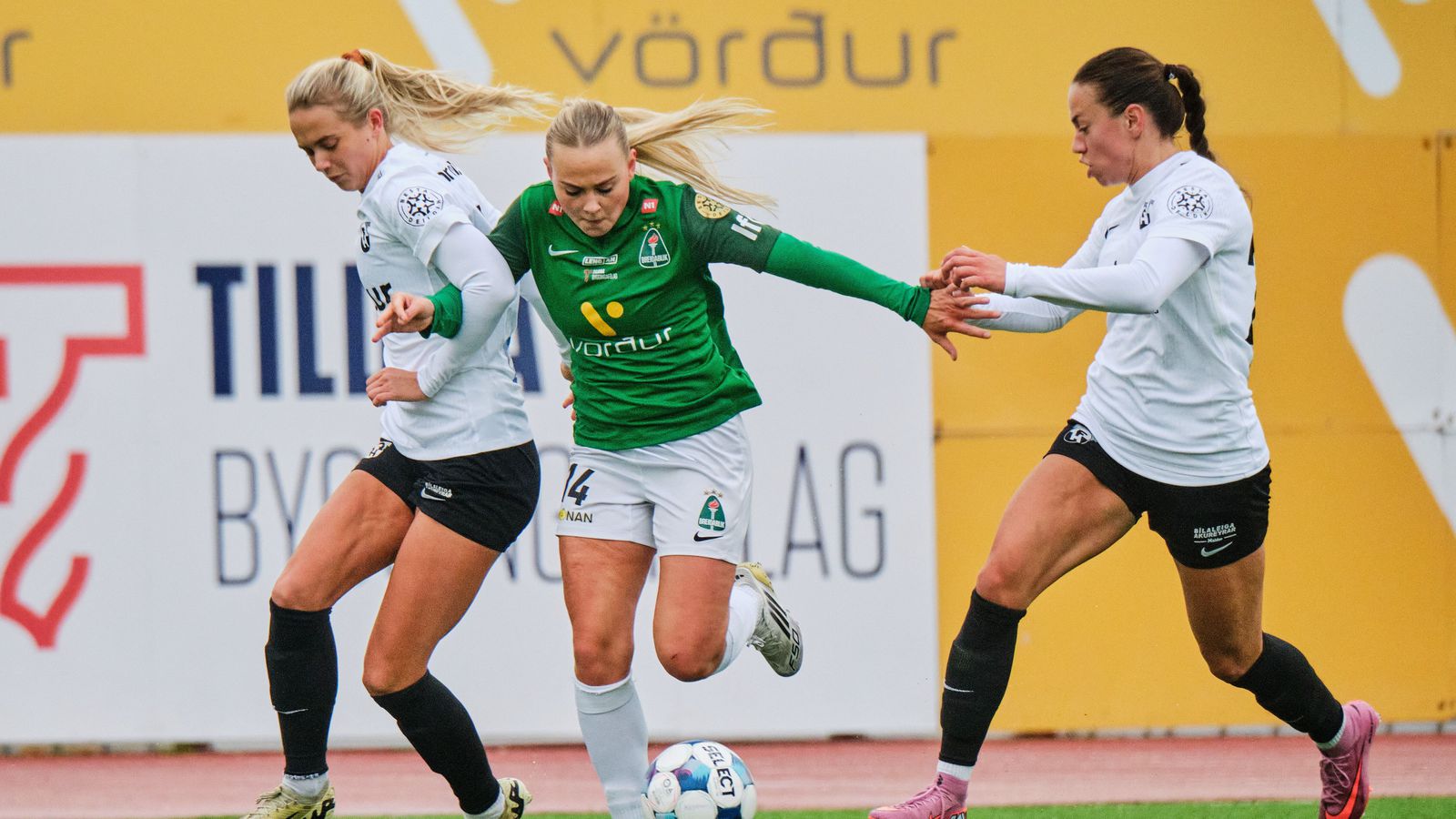 Breiða­blik - FH | Bikar í boði í meistara­keppninni