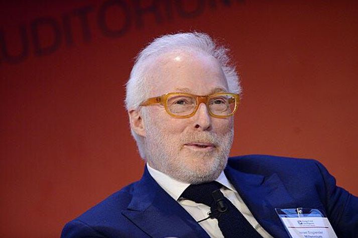 Vogunarsjóðsfélagið Millennium Management var stofnað árið 1989 af Ísrael-bandaríska fjárfestinum Israel Englander, oft kallaður „Izzy“ Englander, er í dag með eignir í stýringu upp á samtals nærri 90 milljarða dala.