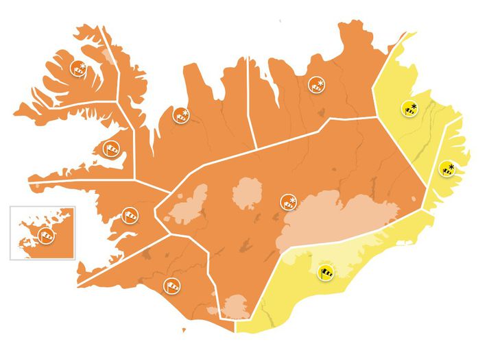 Svona er staðan á landinu á morgun. Viðvaranir út í eitt.